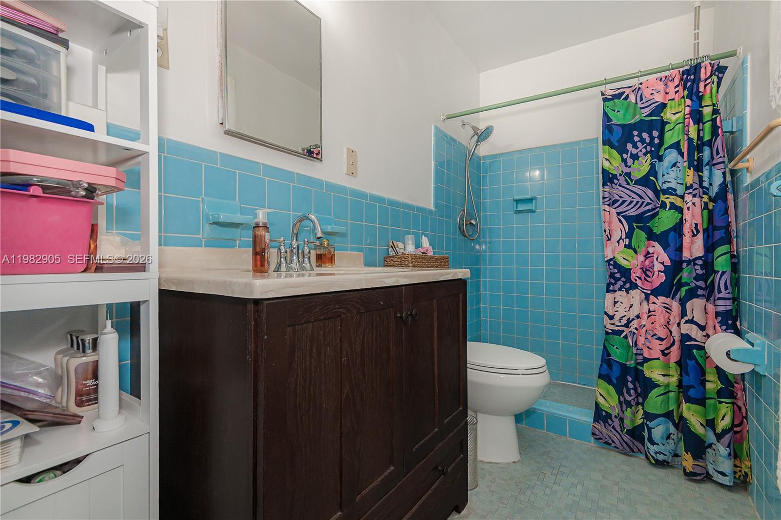 5651 NW 3rd St Miami, FL 33126