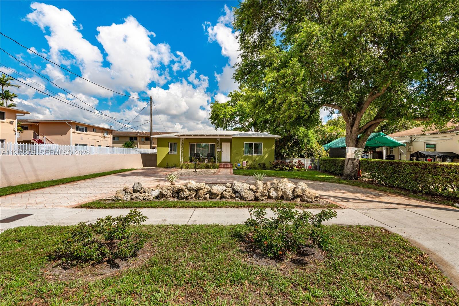 5651 NW 3rd St Miami, FL 33126