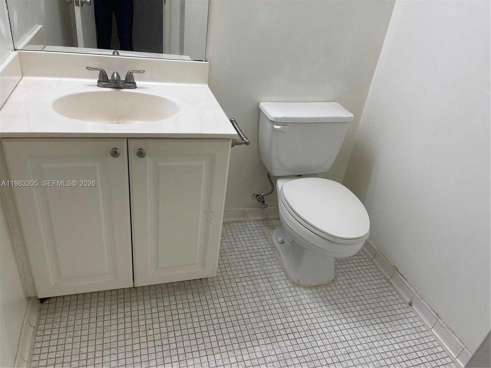 19390 Collins Ave #122 Sunny Isles Beach, FL 33160