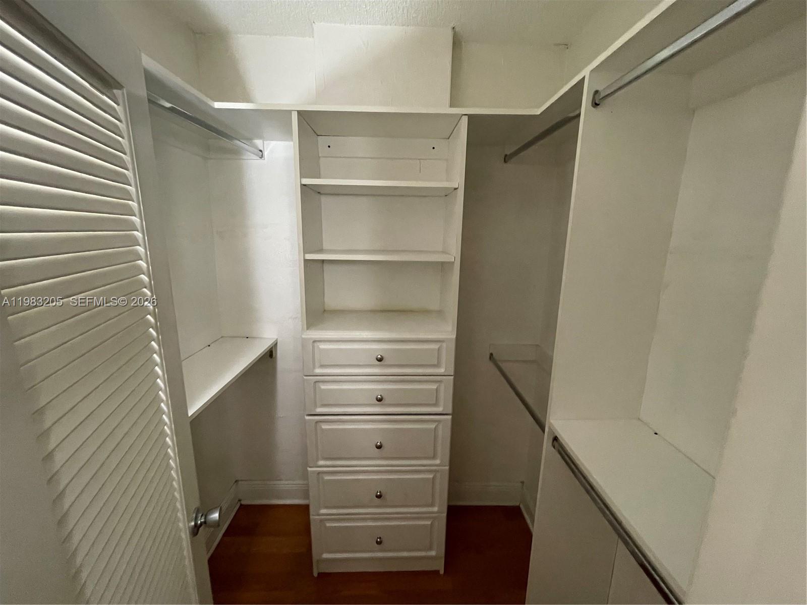 19390 Collins Ave #122 Sunny Isles Beach, FL 33160