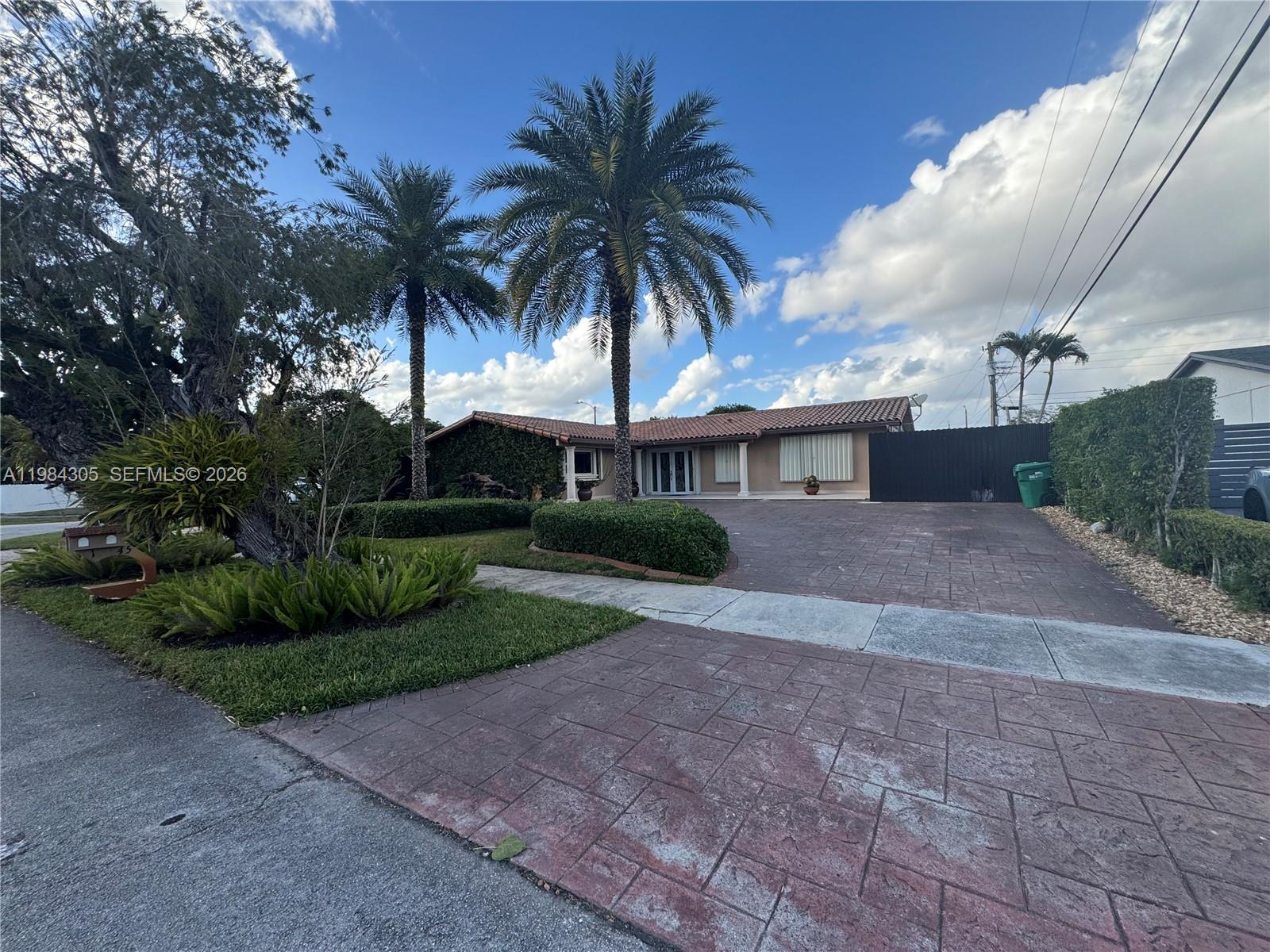 12545 SW 31st Ter Miami, FL 33175