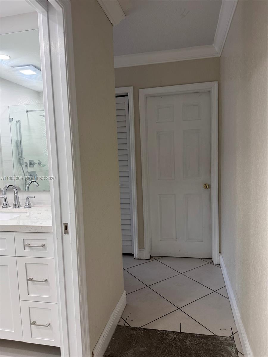 12545 SW 31st Ter Miami, FL 33175