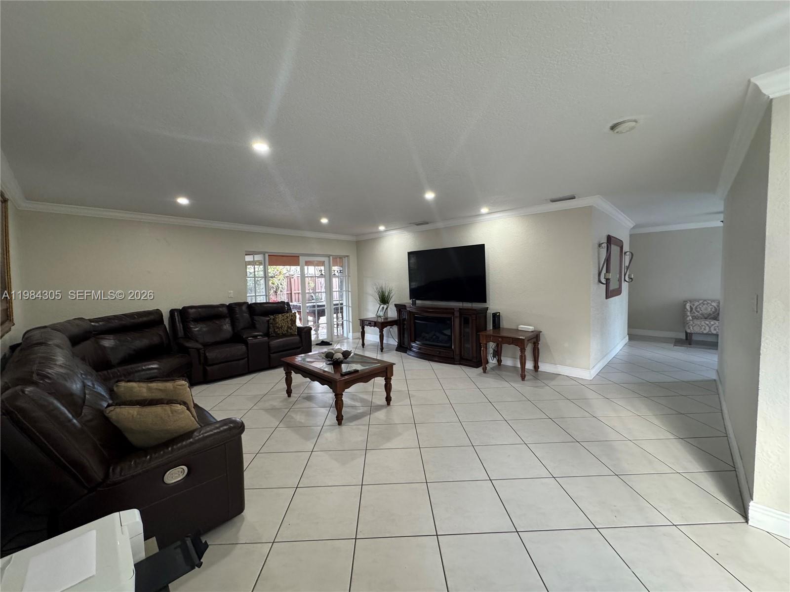 12545 SW 31st Ter Miami, FL 33175