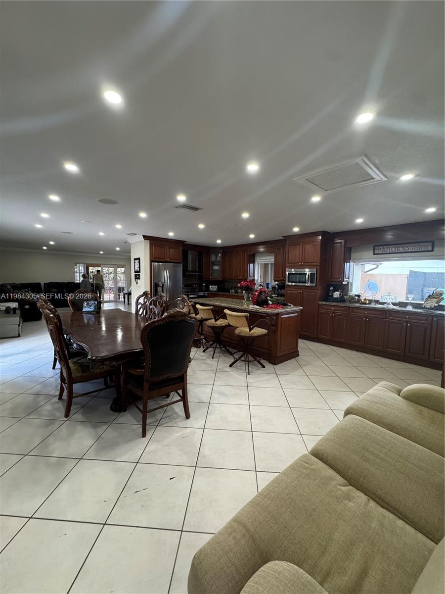 12545 SW 31st Ter Miami, FL 33175