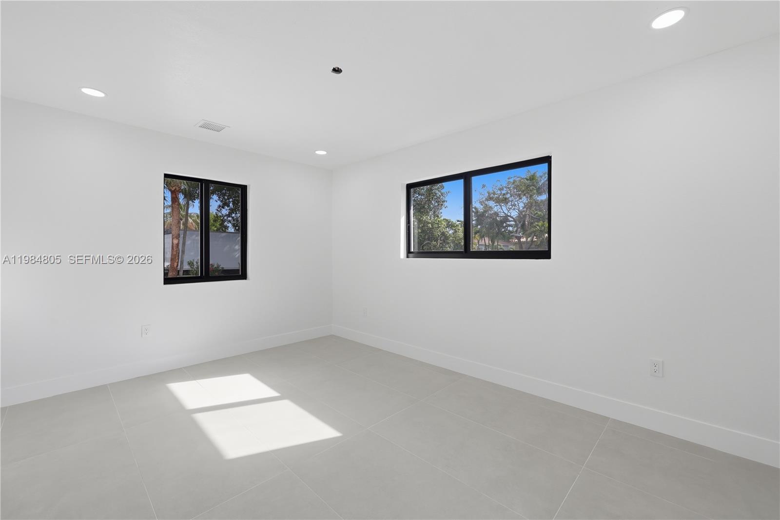 10910 NE 9th Ct Biscayne Park, FL 33161