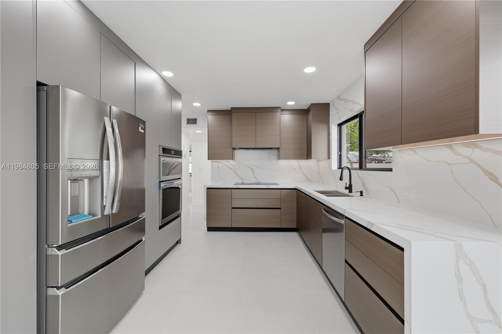 10910 NE 9th Ct Biscayne Park, FL 33161