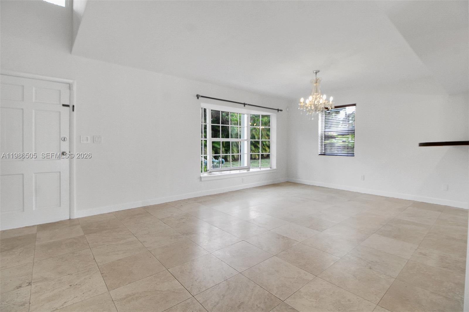 6900 SW 104th St Pinecrest, FL 33156