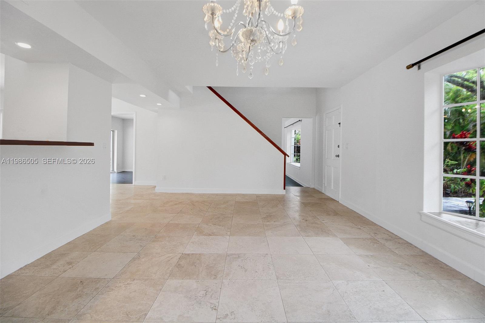 6900 SW 104th St Pinecrest, FL 33156