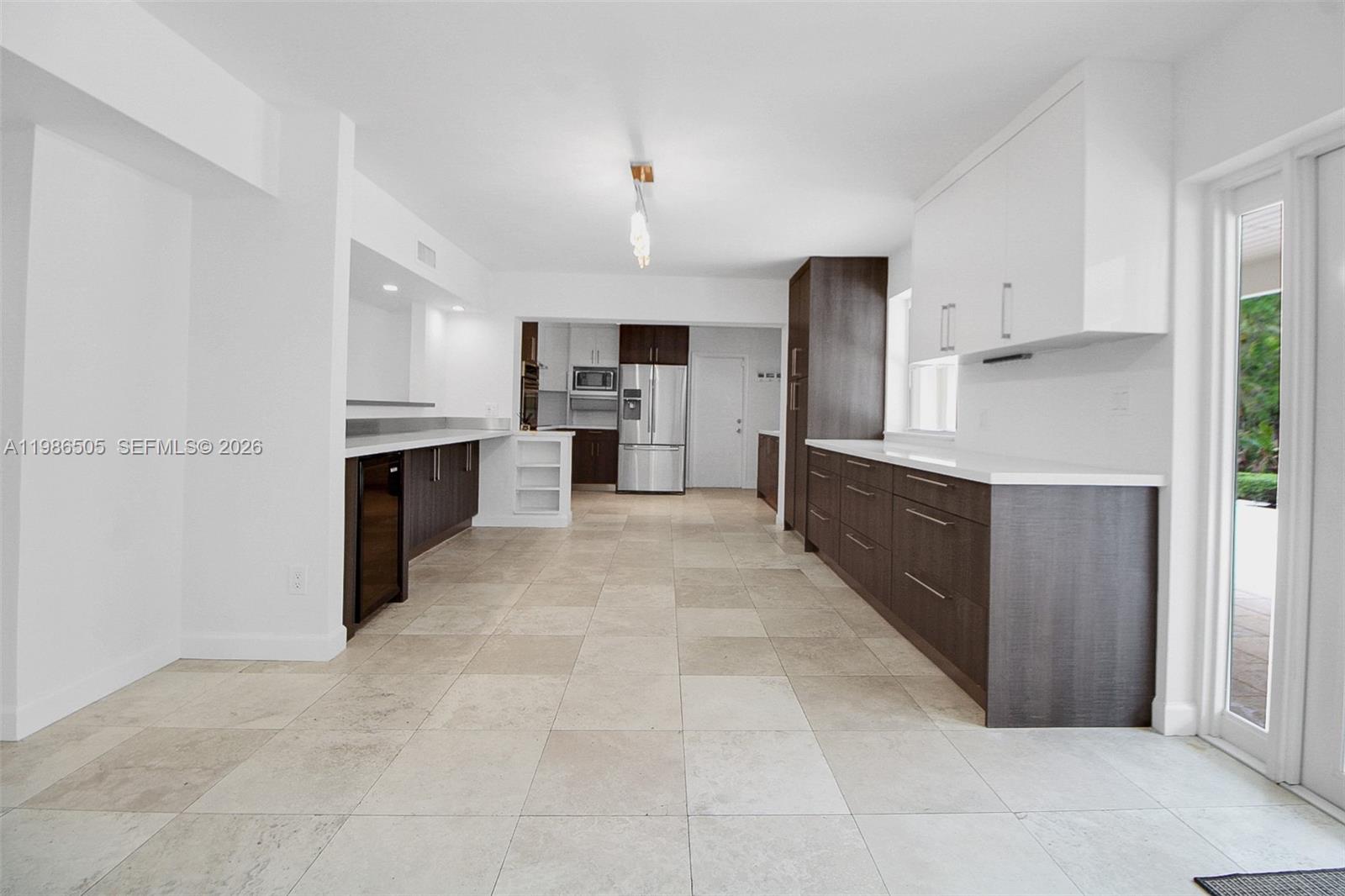 6900 SW 104th St Pinecrest, FL 33156