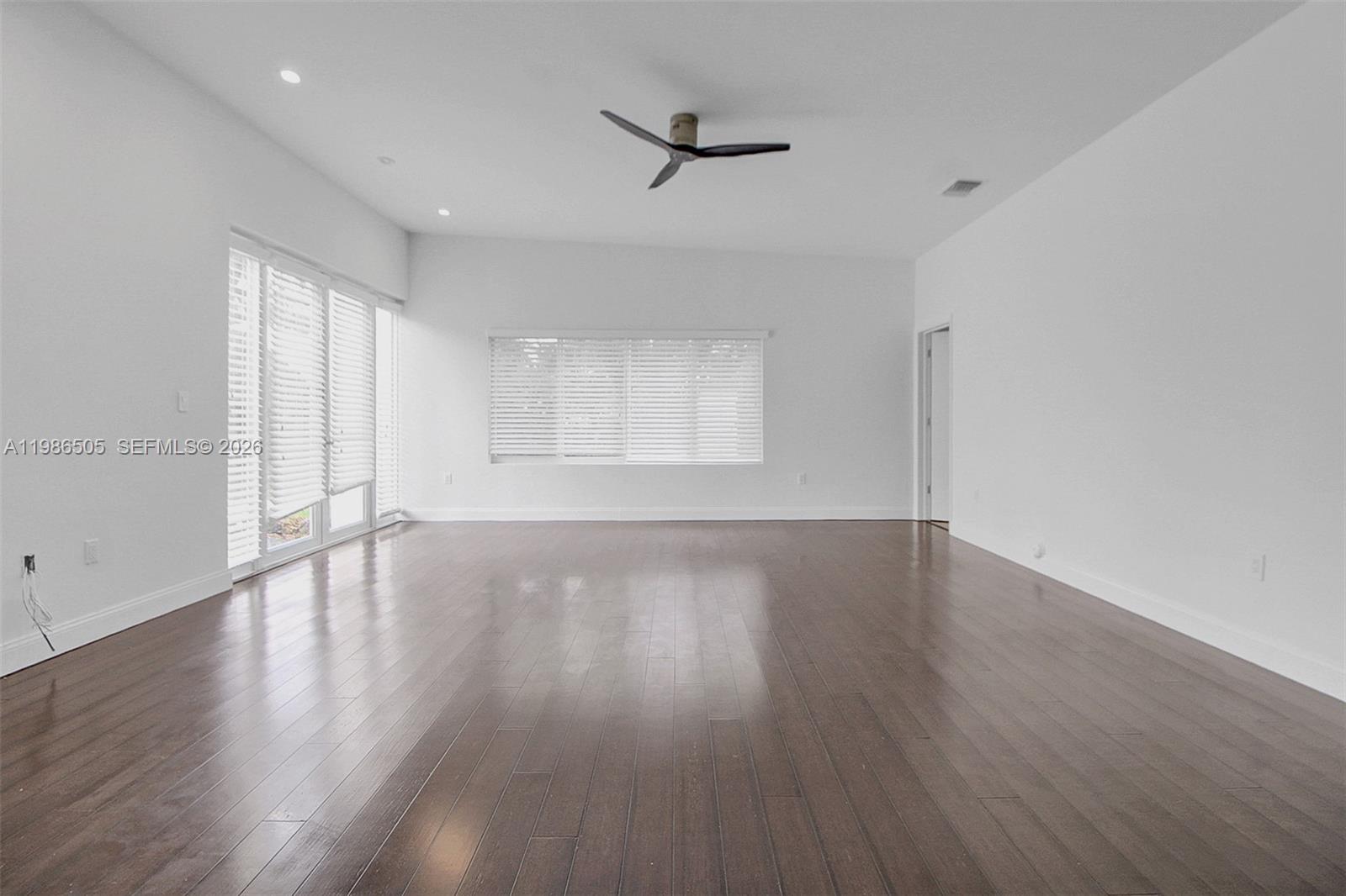 6900 SW 104th St Pinecrest, FL 33156