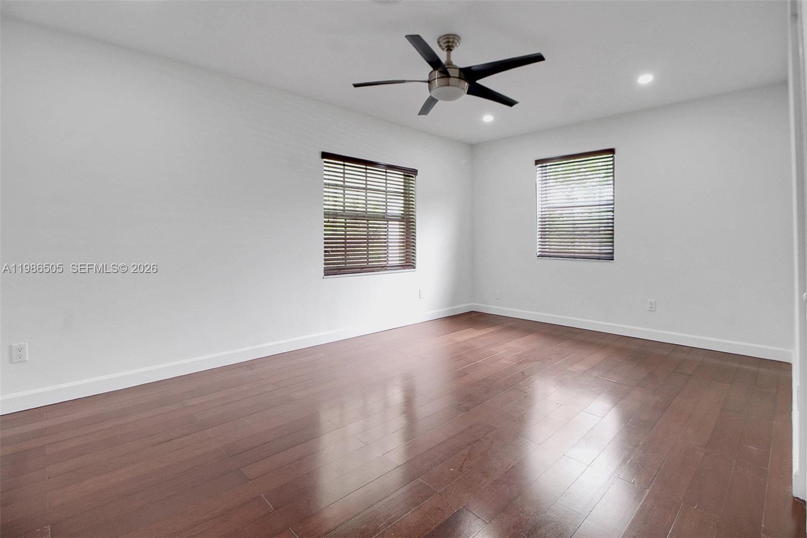 6900 SW 104th St Pinecrest, FL 33156