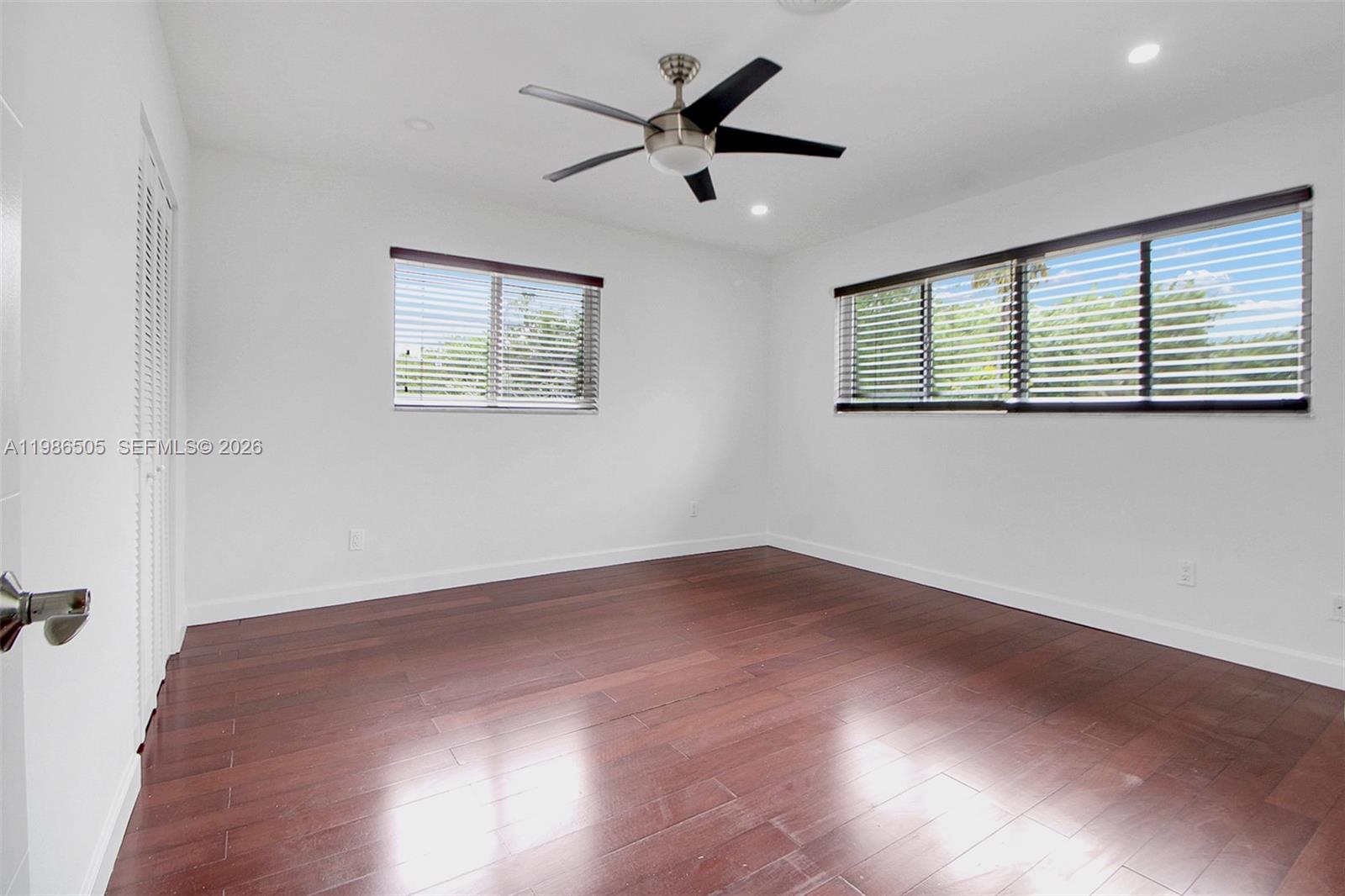 6900 SW 104th St Pinecrest, FL 33156