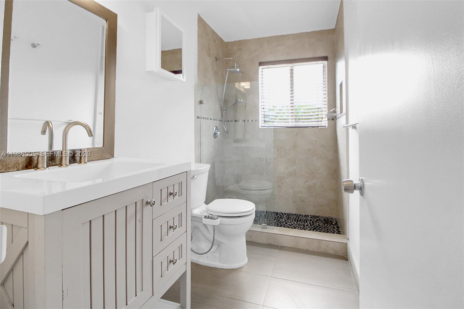 6900 SW 104th St Pinecrest, FL 33156