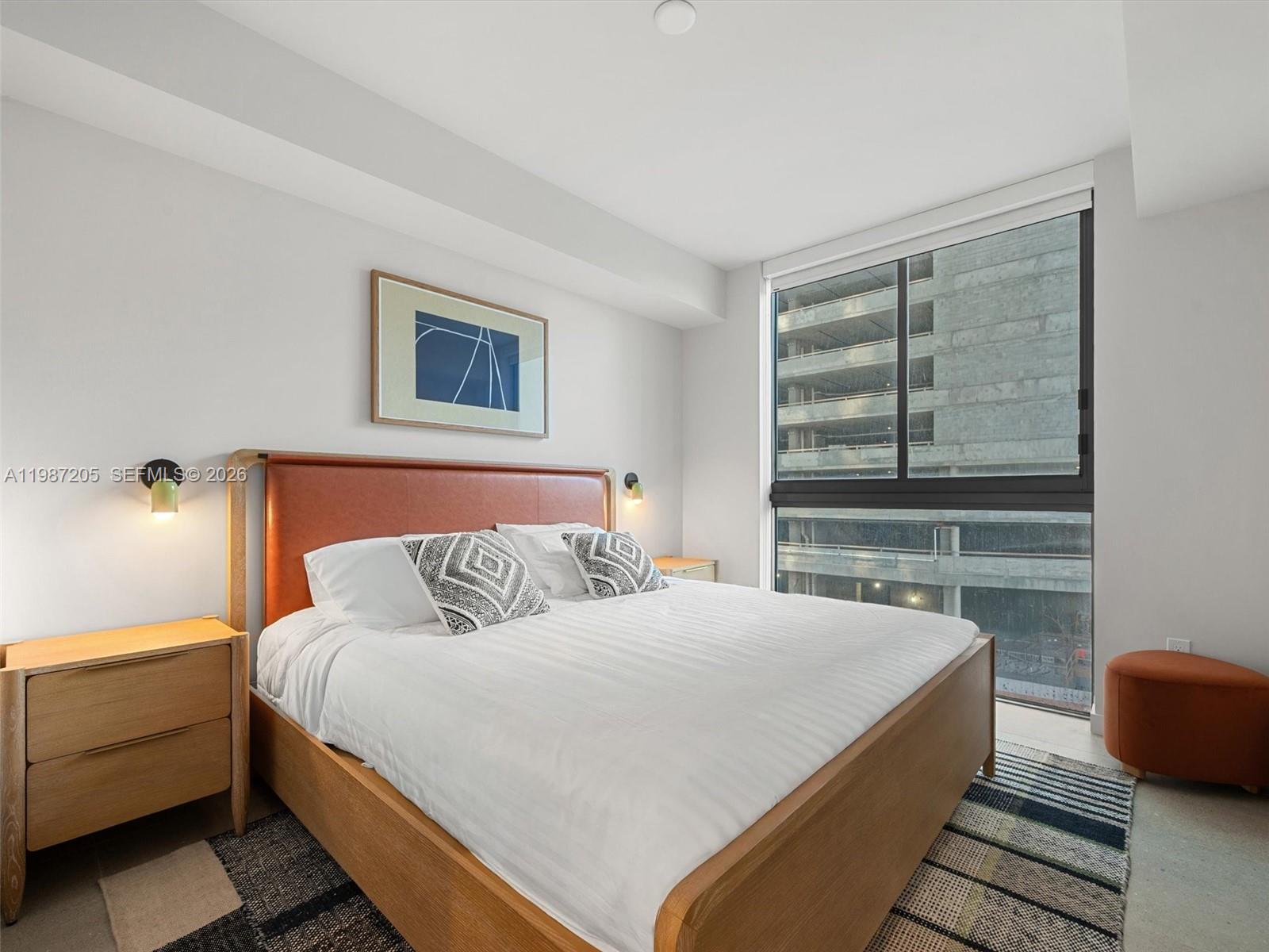 11 NE 6th St #301 Miami, FL 33132