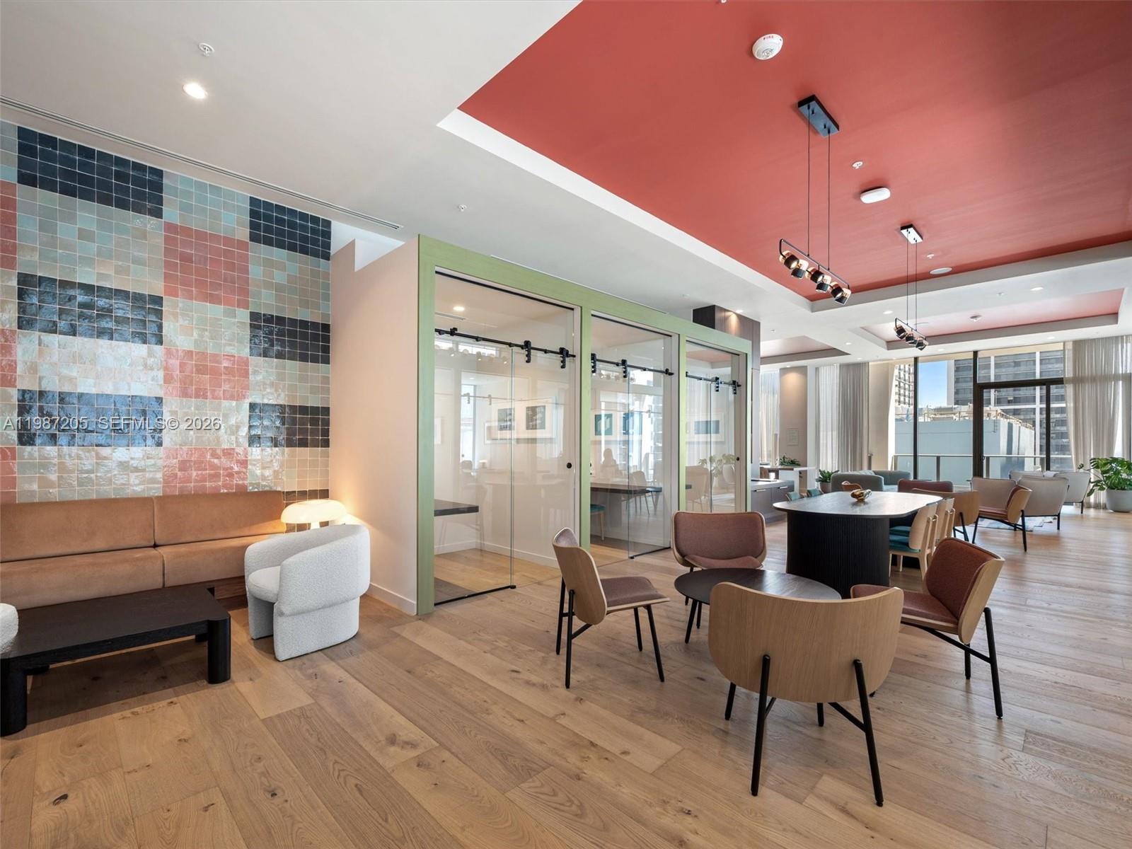 11 NE 6th St #301 Miami, FL 33132