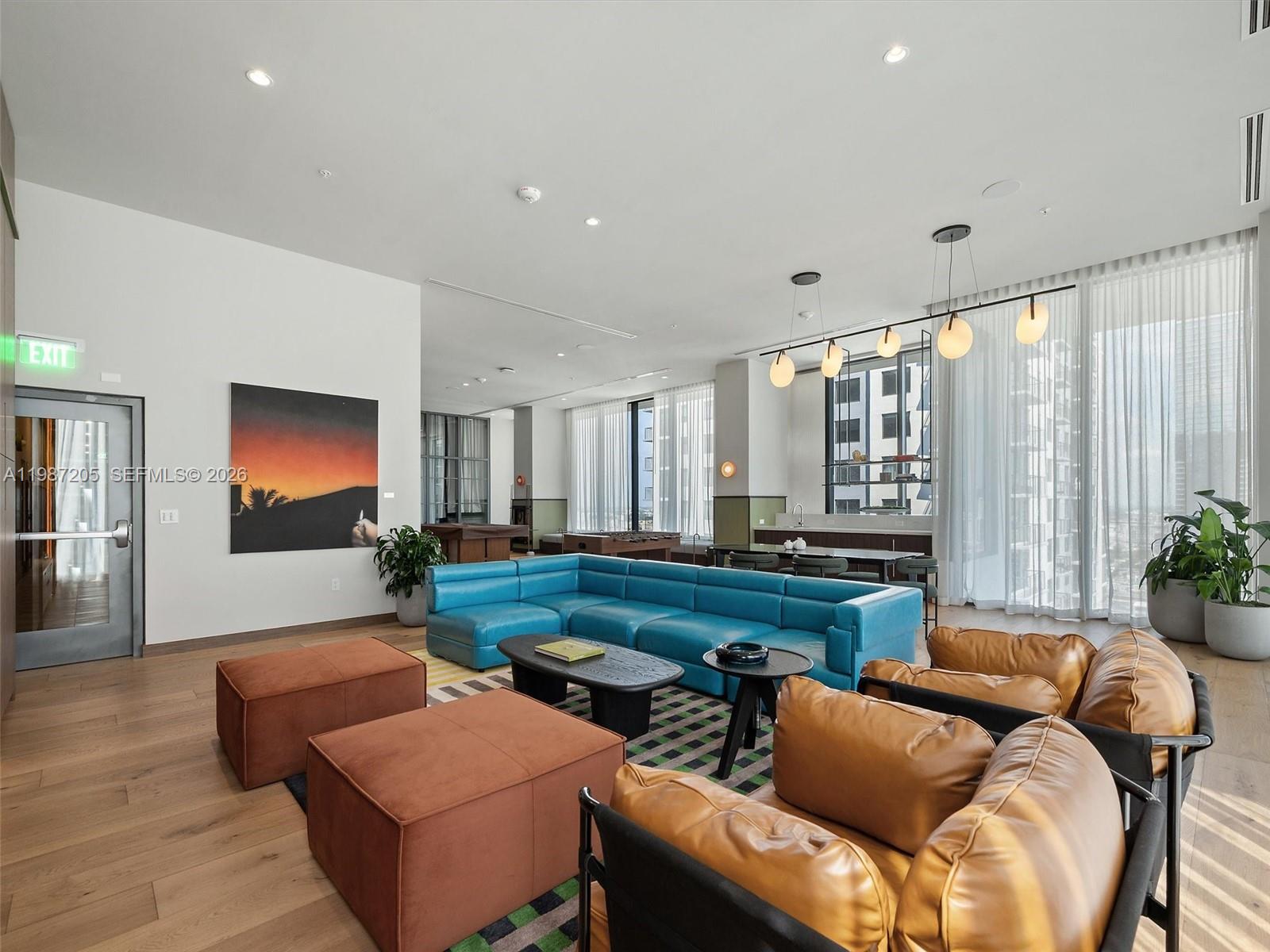 11 NE 6th St #301 Miami, FL 33132