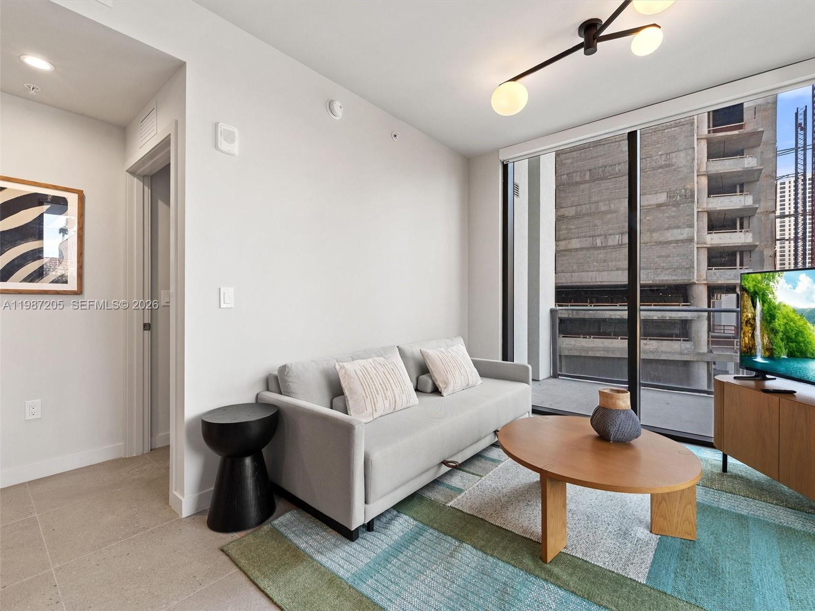 11 NE 6th St #301 Miami, FL 33132