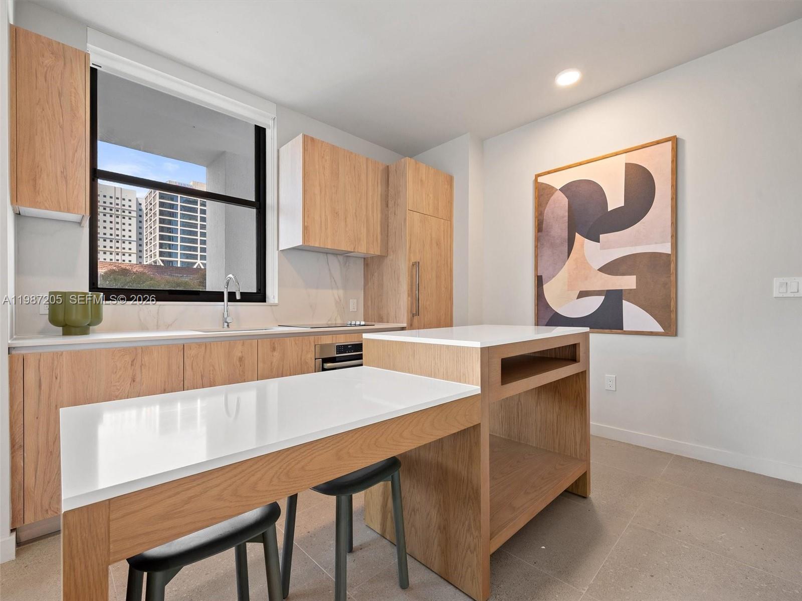 11 NE 6th St #301 Miami, FL 33132