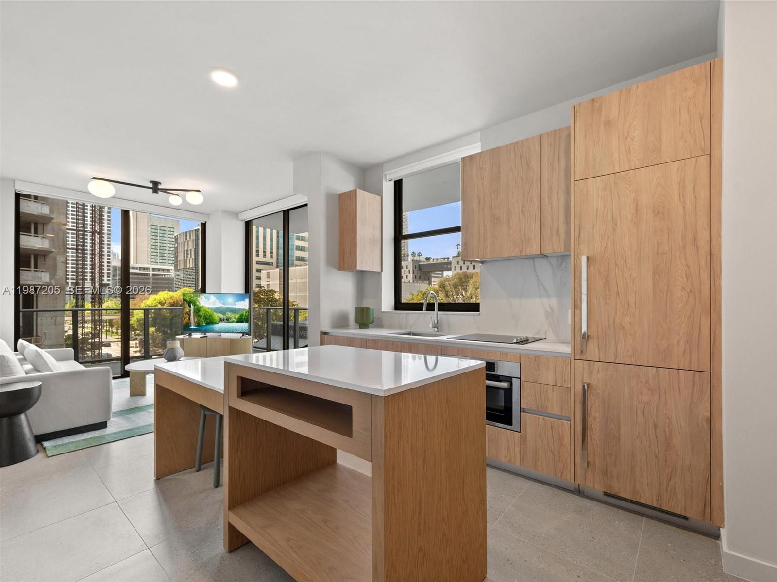 11 NE 6th St #301 Miami, FL 33132