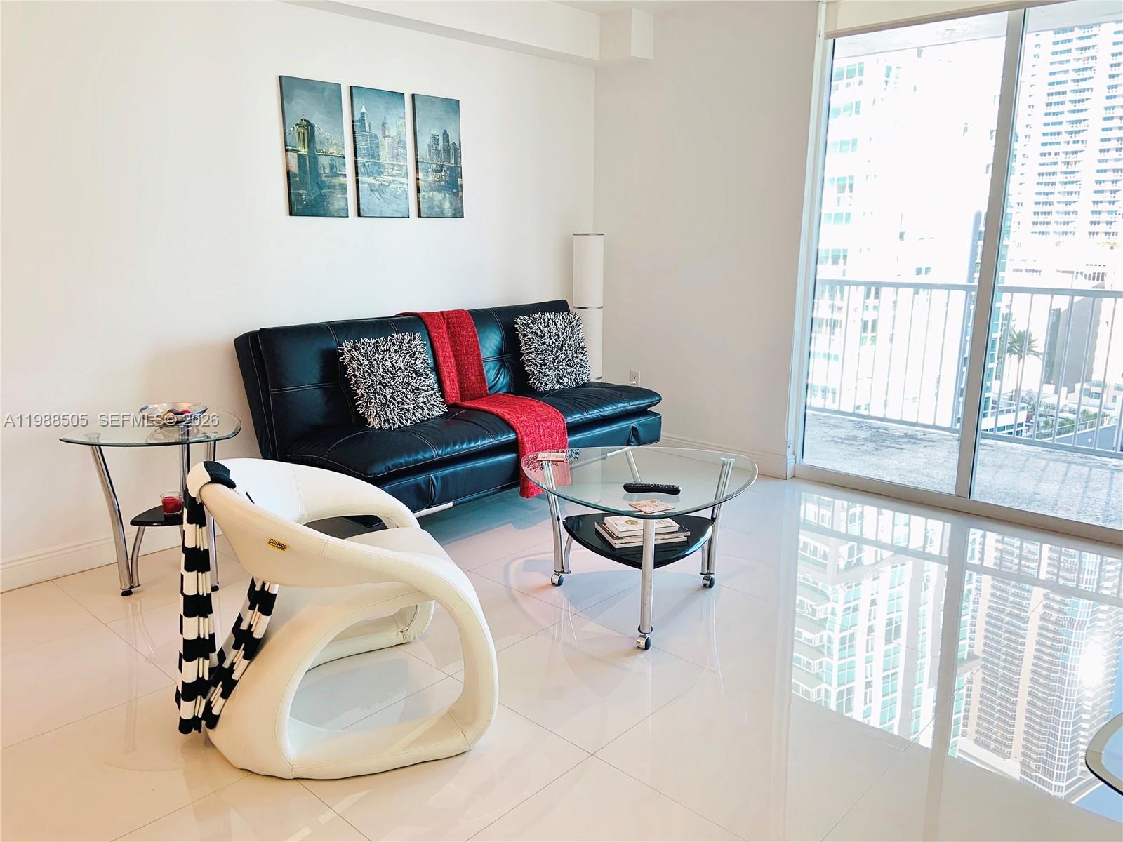 image Vue at Brickell11