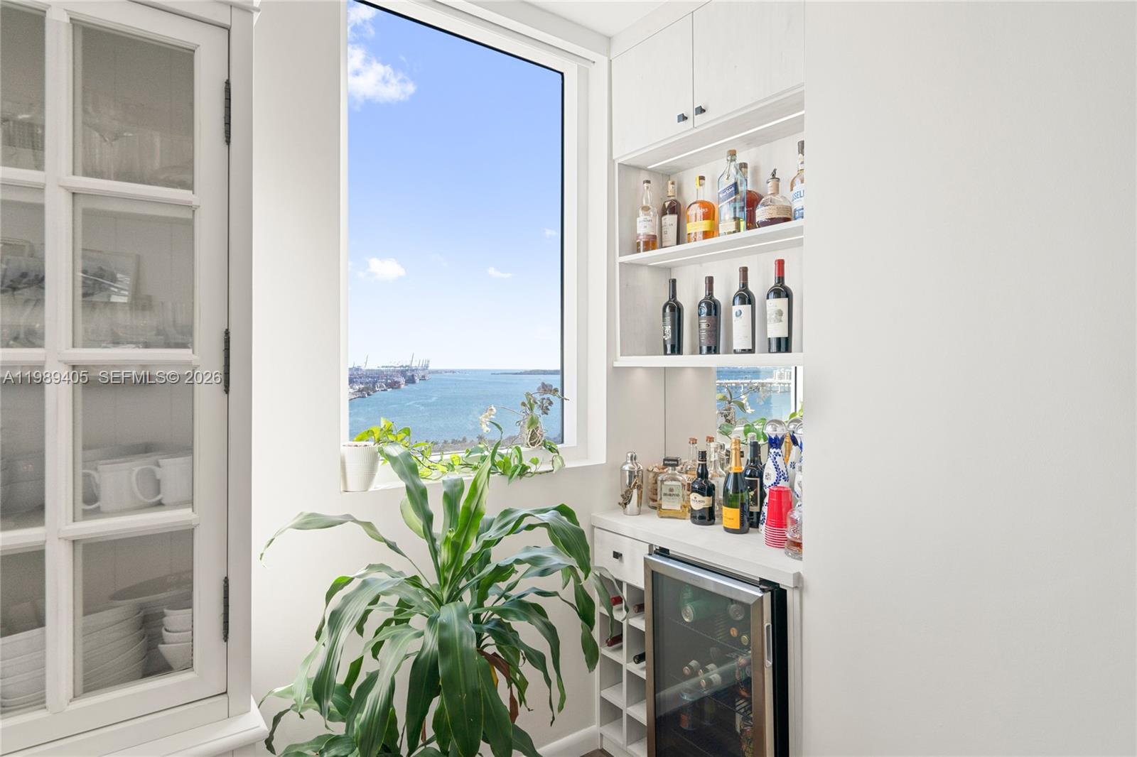 244 Biscayne Blvd #1703 Miami, FL 33132