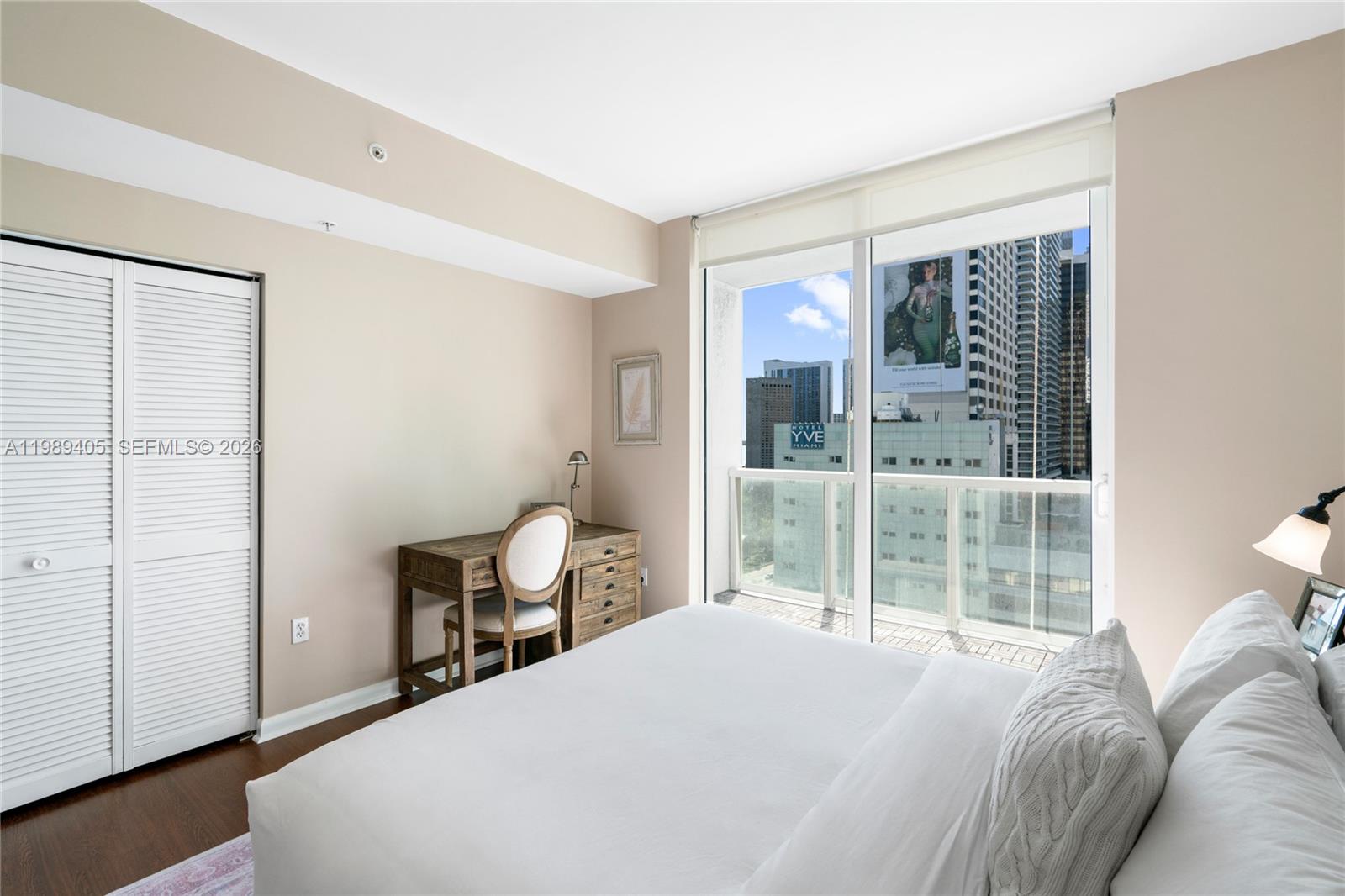 244 Biscayne Blvd #1703 Miami, FL 33132