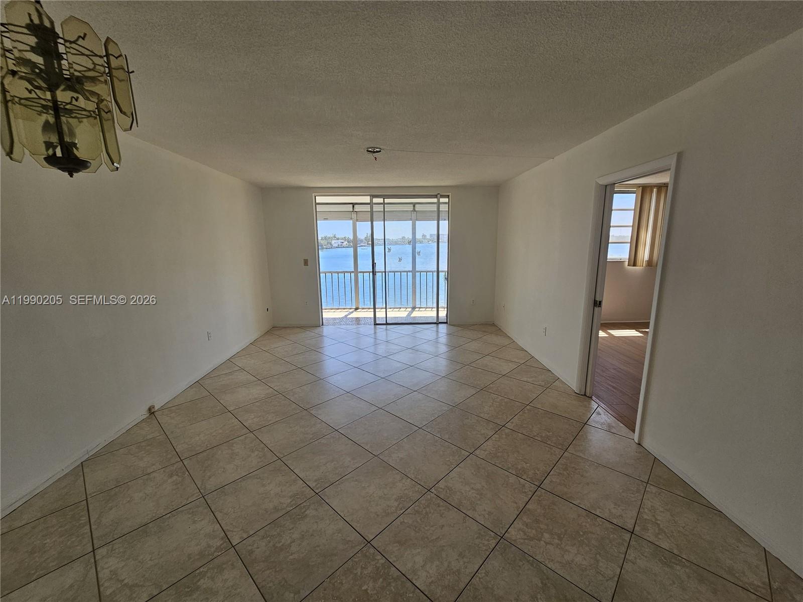 3020 Marcos Dr #S310 Aventura, FL 33160