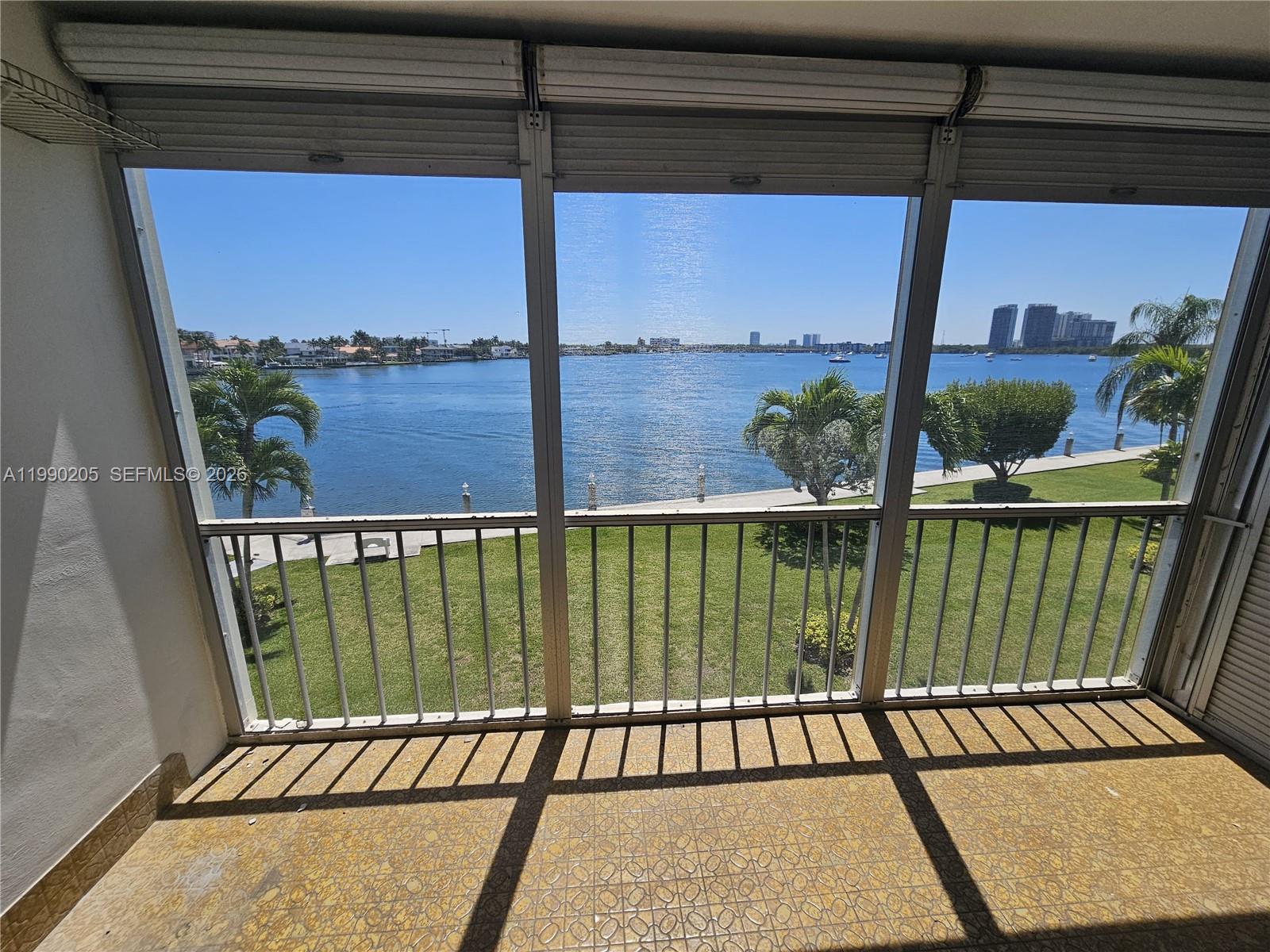 3020 Marcos Dr #S310 Aventura, FL 33160