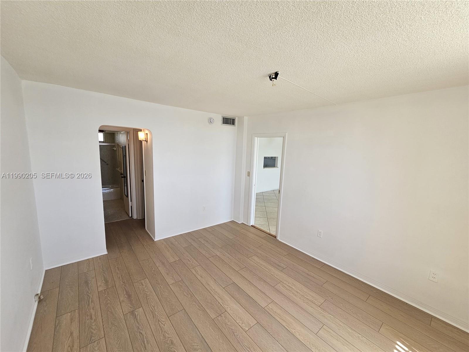 3020 Marcos Dr #S310 Aventura, FL 33160