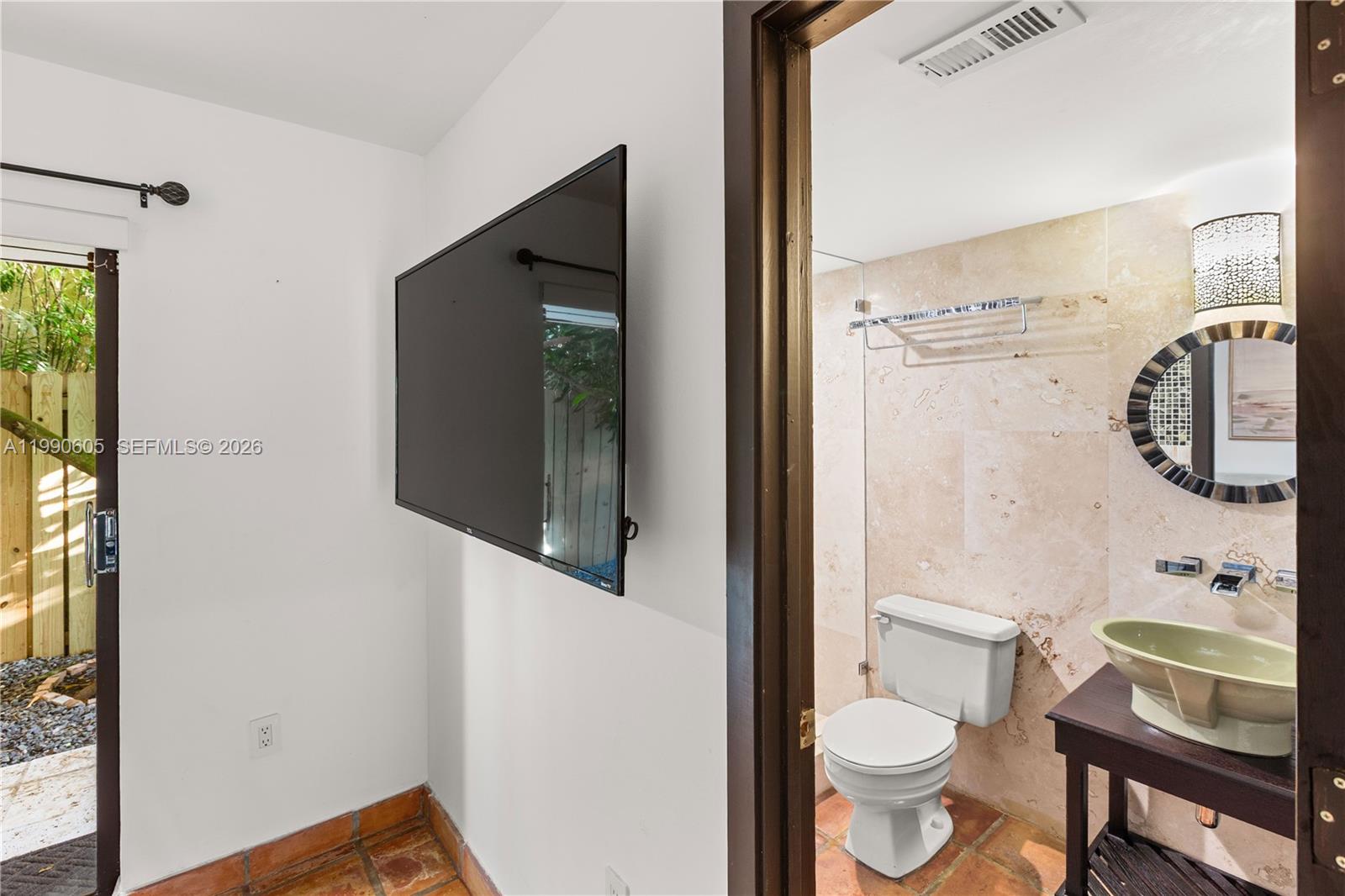 3520 Rockerman Rd Miami, FL 33133