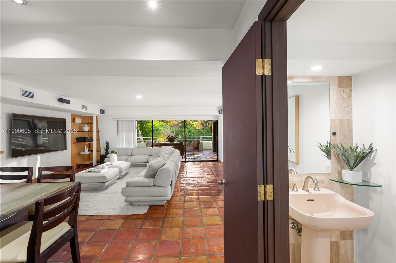 3520 Rockerman Rd Miami, FL 33133