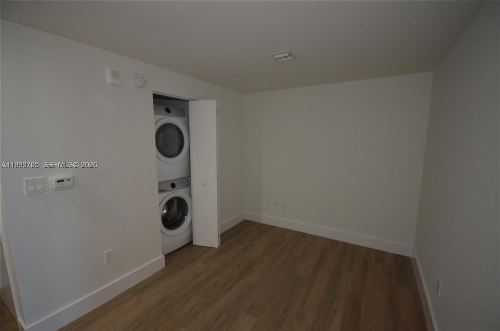 16385 Biscayne Blvd #518 North Miami Beach, FL 33160