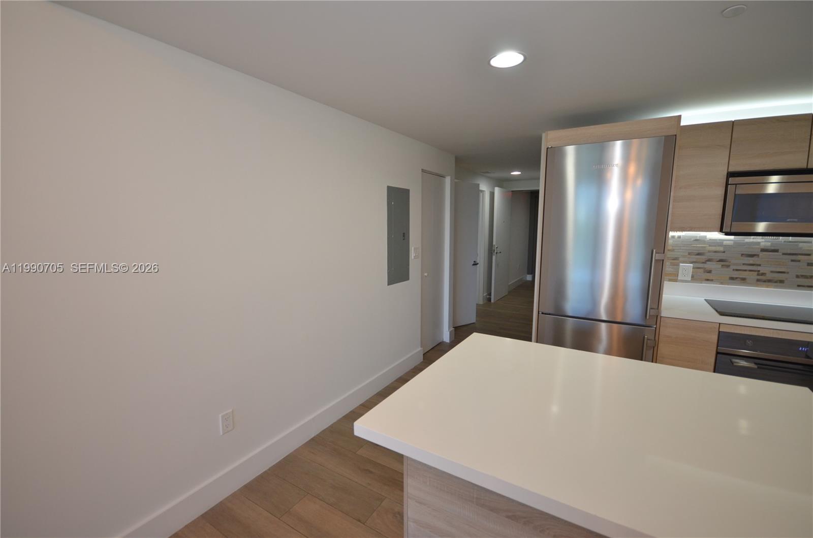 16385 Biscayne Blvd #518 North Miami Beach, FL 33160