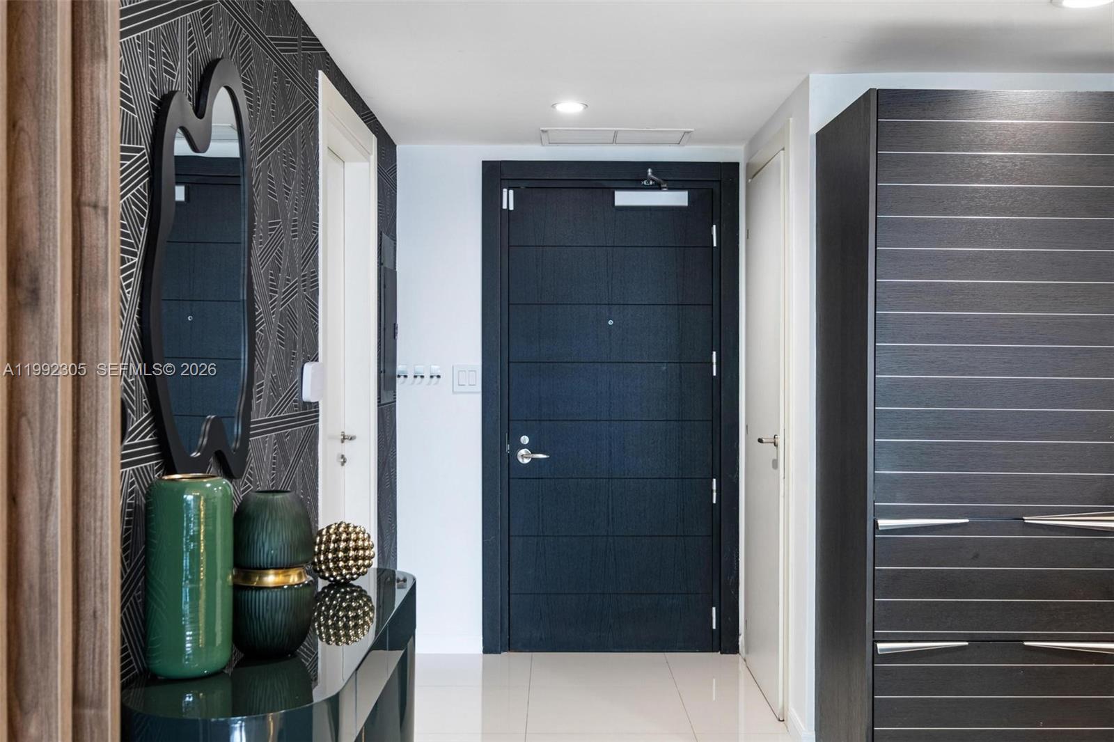 200 Biscayne Blvd Way #3311 Miami, FL 33131