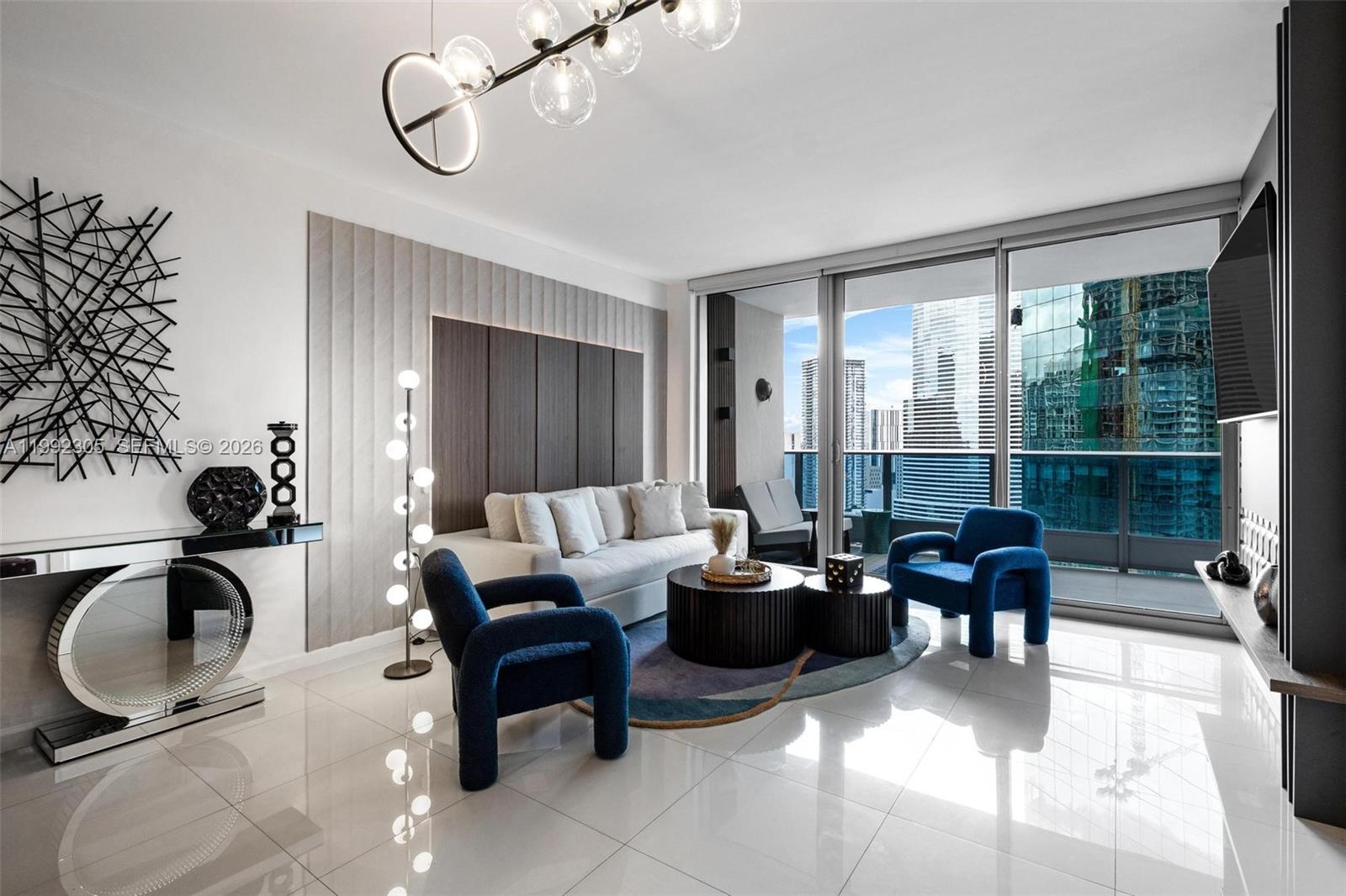 200 Biscayne Blvd Way #3311 Miami, FL 33131