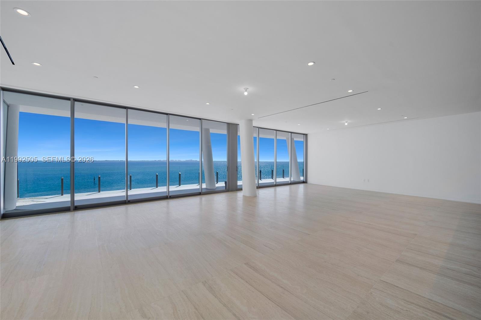 5 Grove Isle Dr #M401 Coconut Grove, FL 33133