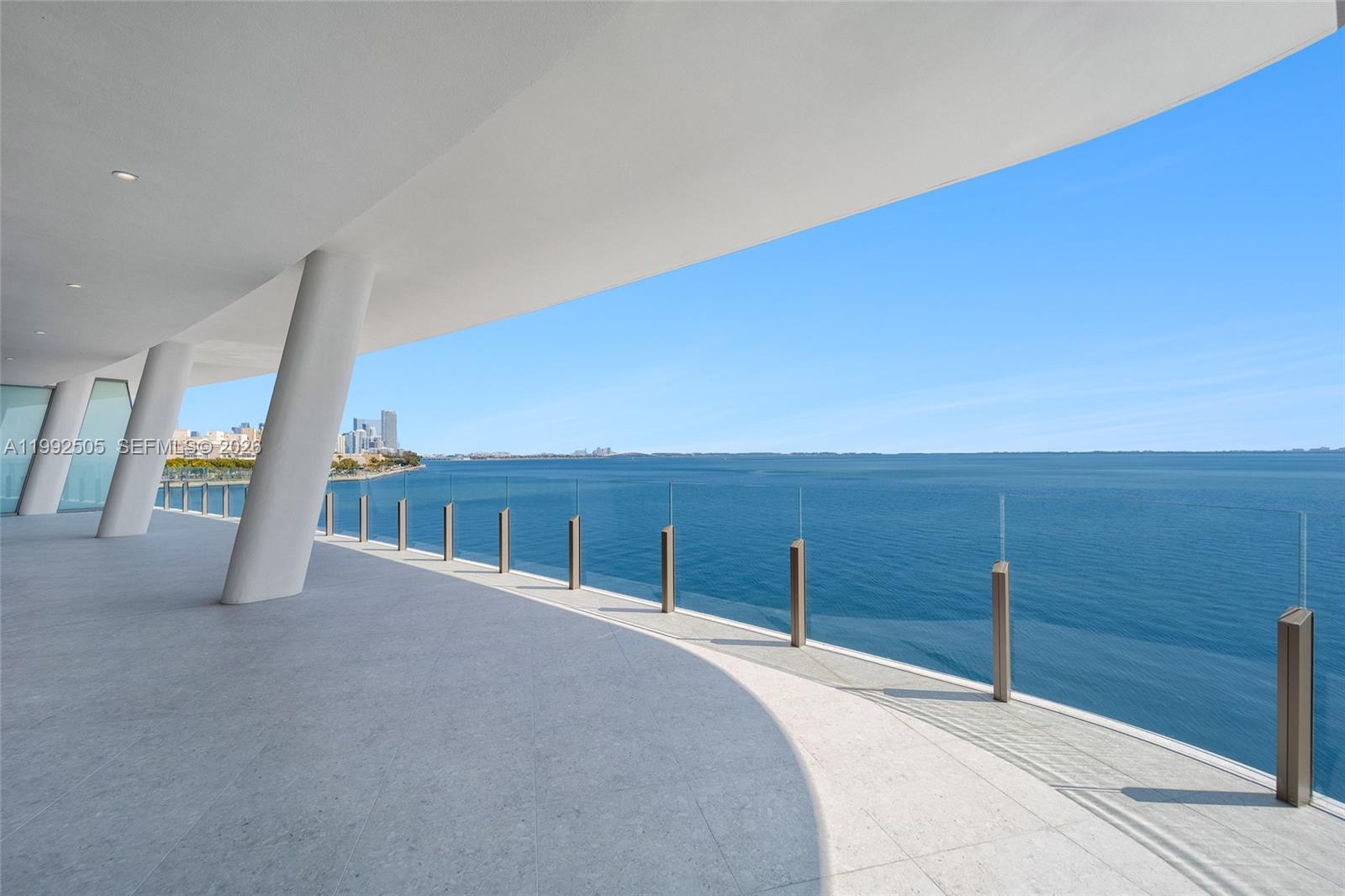 5 Grove Isle Dr #M401 Coconut Grove, FL 33133