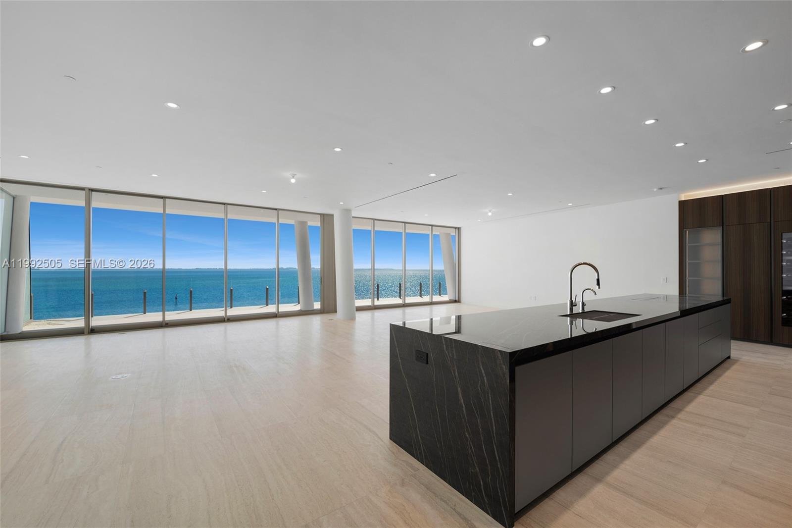 5 Grove Isle Dr #M401 Coconut Grove, FL 33133