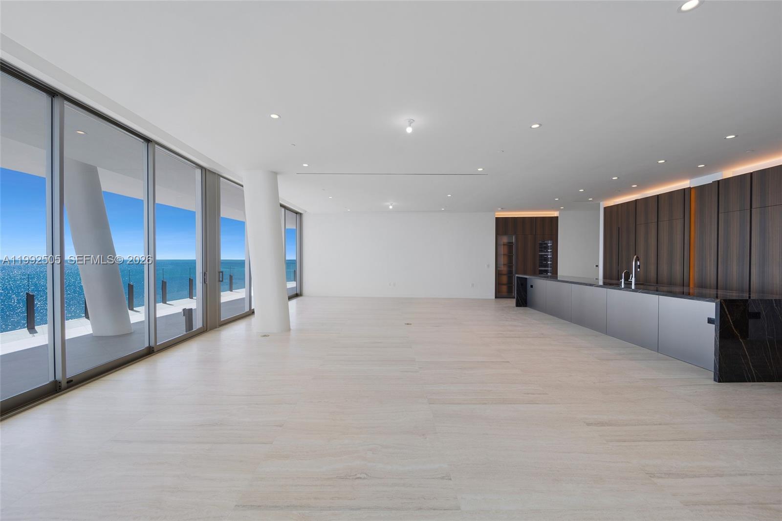 5 Grove Isle Dr #M401 Coconut Grove, FL 33133