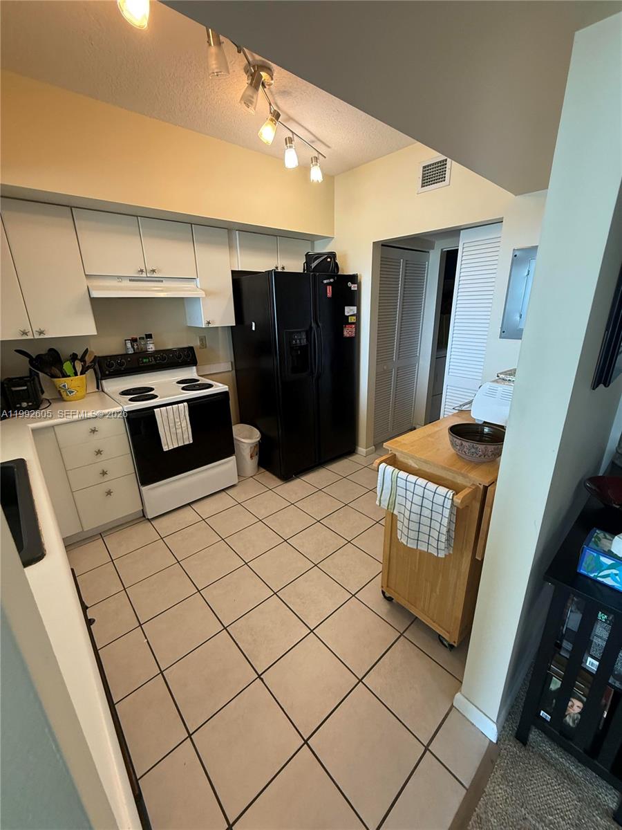 3020 NE 32nd Ave #1125 Fort Lauderdale, FL 33308