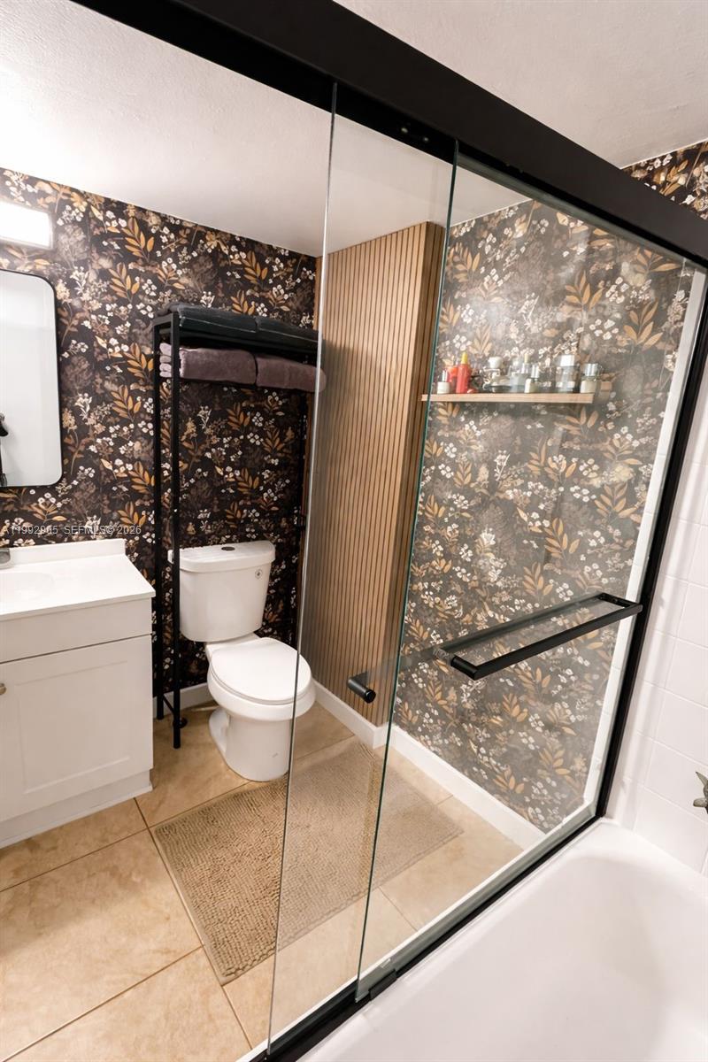 16851 NE 23rd Ave #B604 North Miami Beach, FL 33160