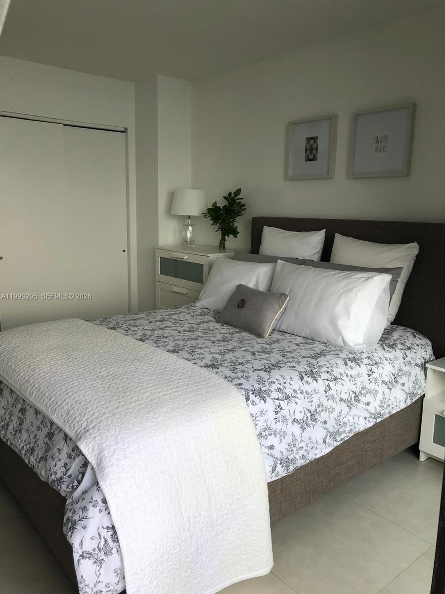 2333 Brickell Ave #PH207 Miami, FL 33129