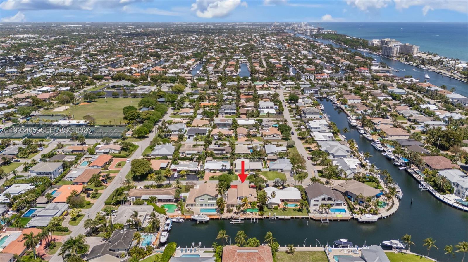 2858 NE 33rd St Lighthouse Point, FL 33064