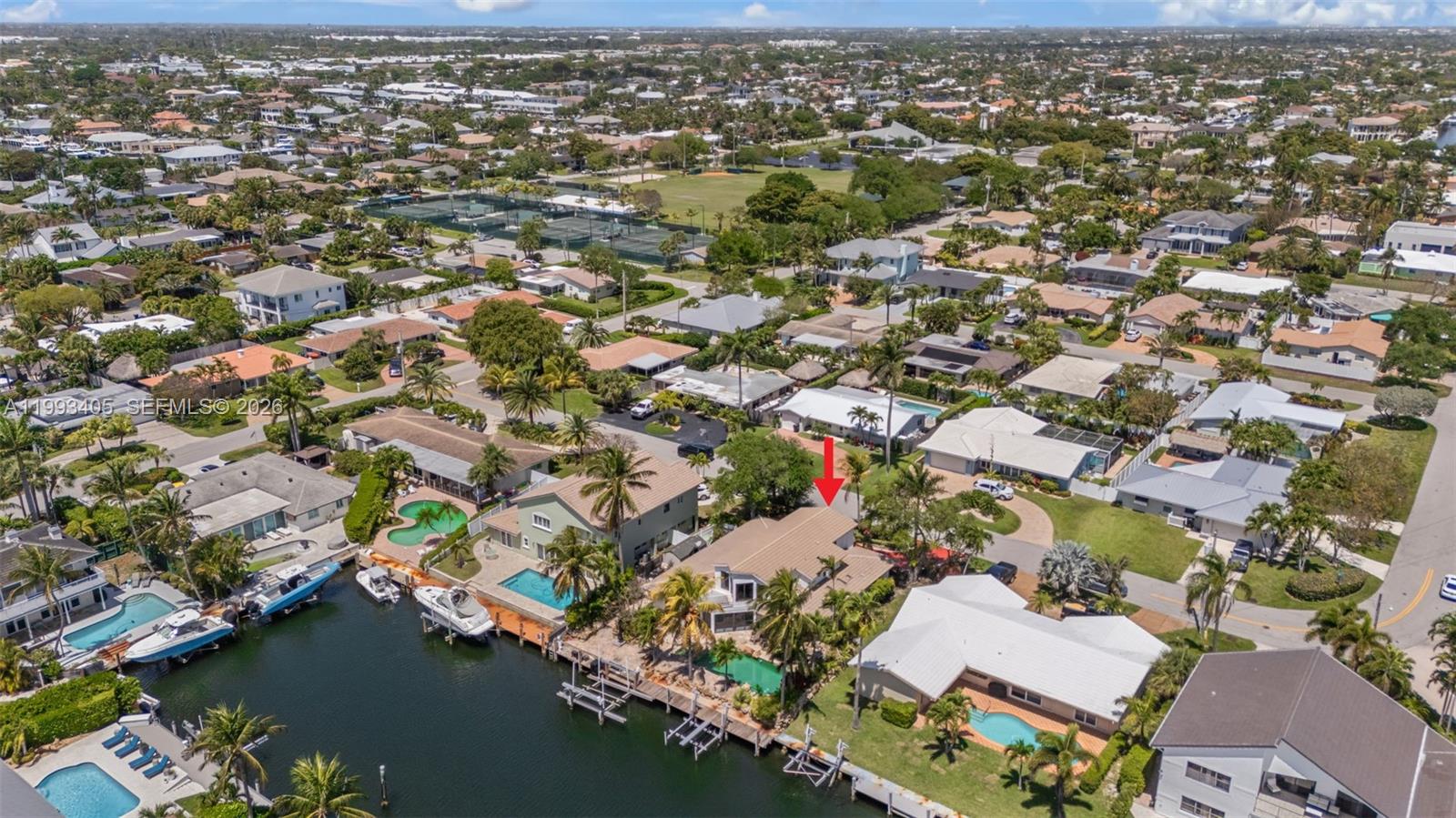 2858 NE 33rd St Lighthouse Point, FL 33064