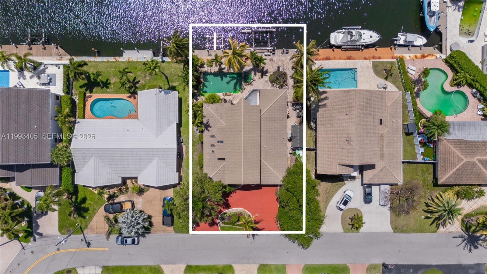 2858 NE 33rd St Lighthouse Point, FL 33064