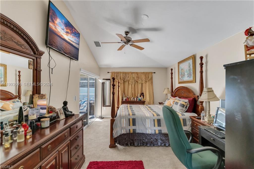 2504 E 7th St Lehigh Acres, FL 33936