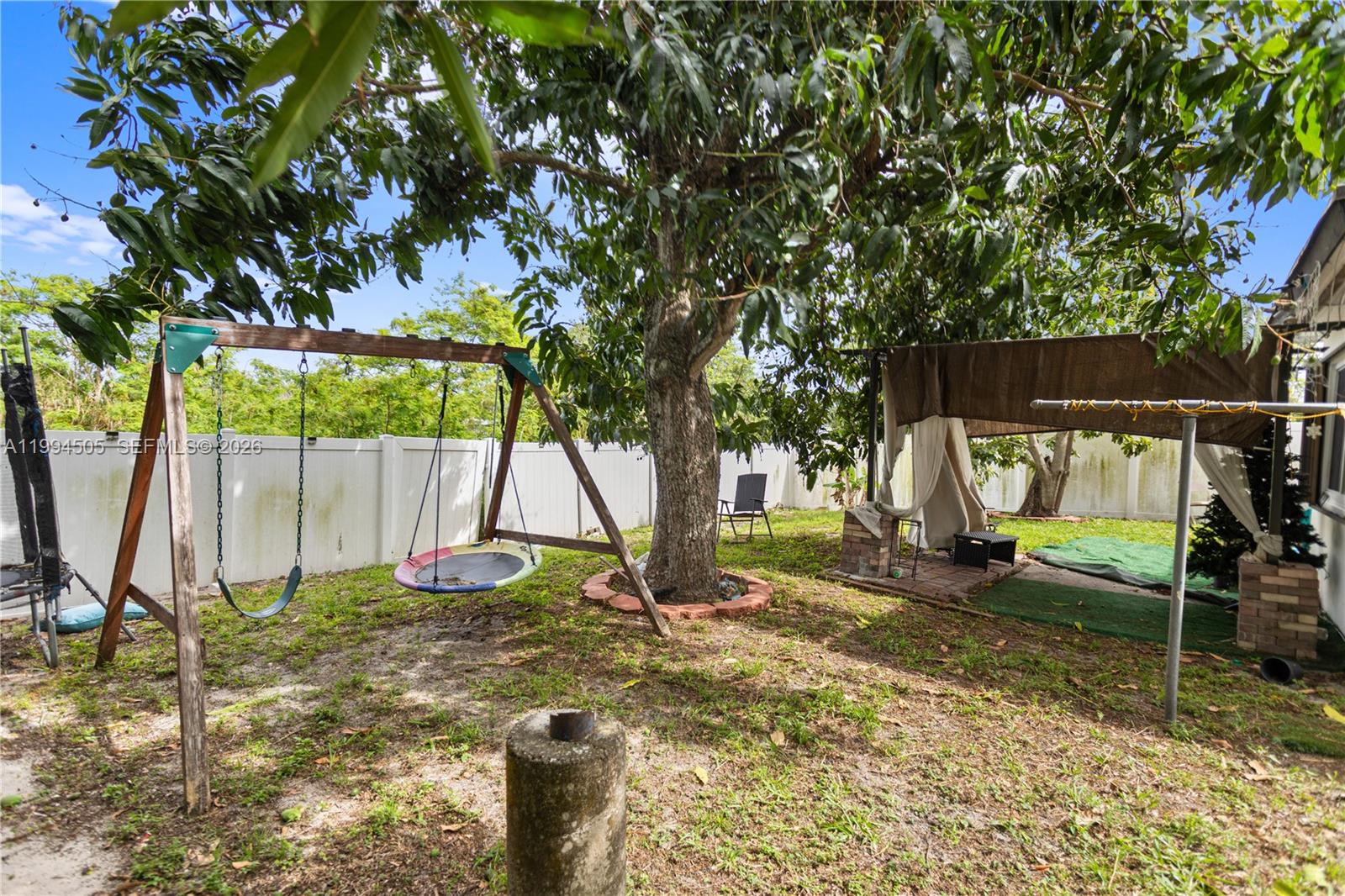 1000 NW 23rd Ter Pompano Beach, FL 33069