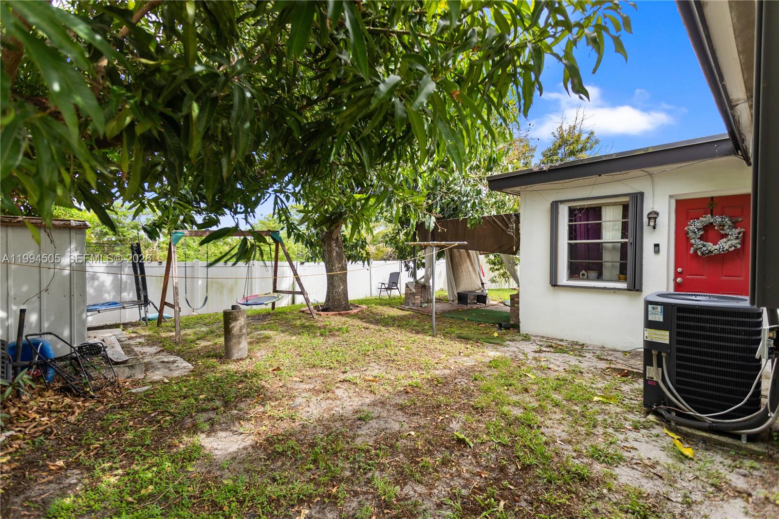 1000 NW 23rd Ter Pompano Beach, FL 33069