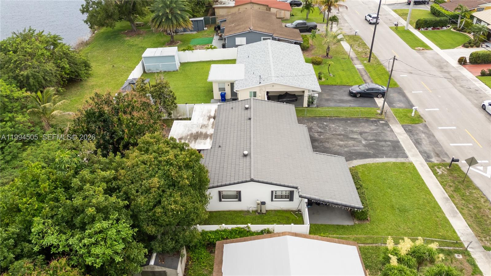 1000 NW 23rd Ter Pompano Beach, FL 33069