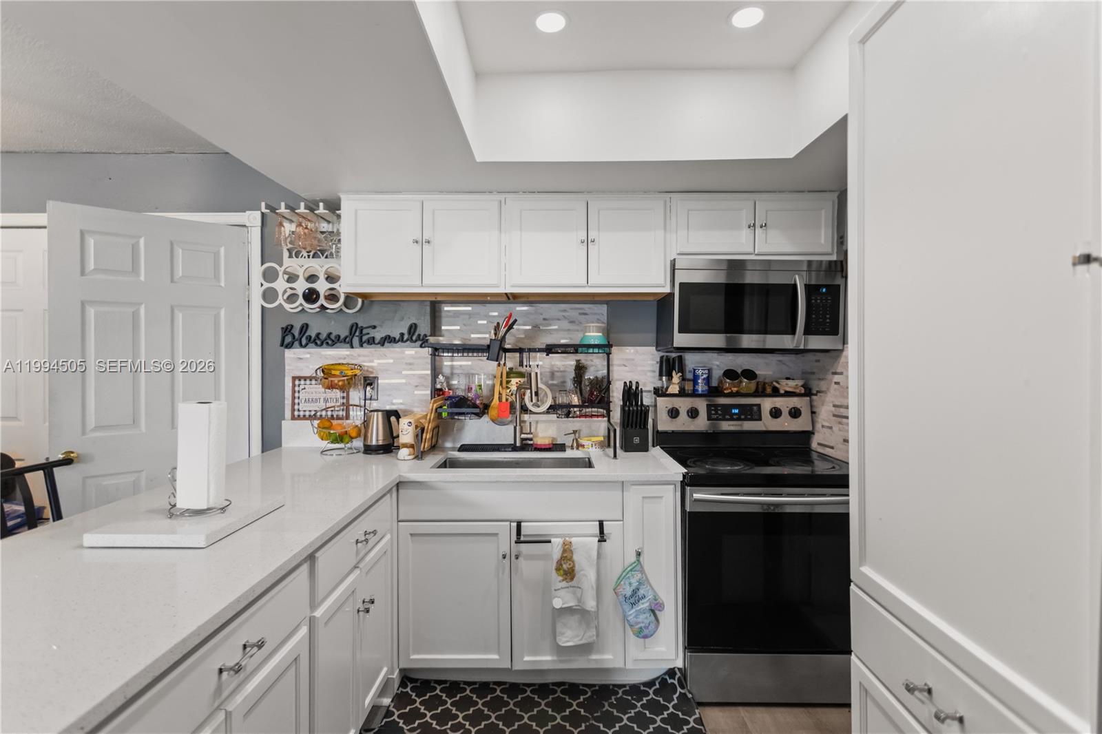 1000 NW 23rd Ter Pompano Beach, FL 33069